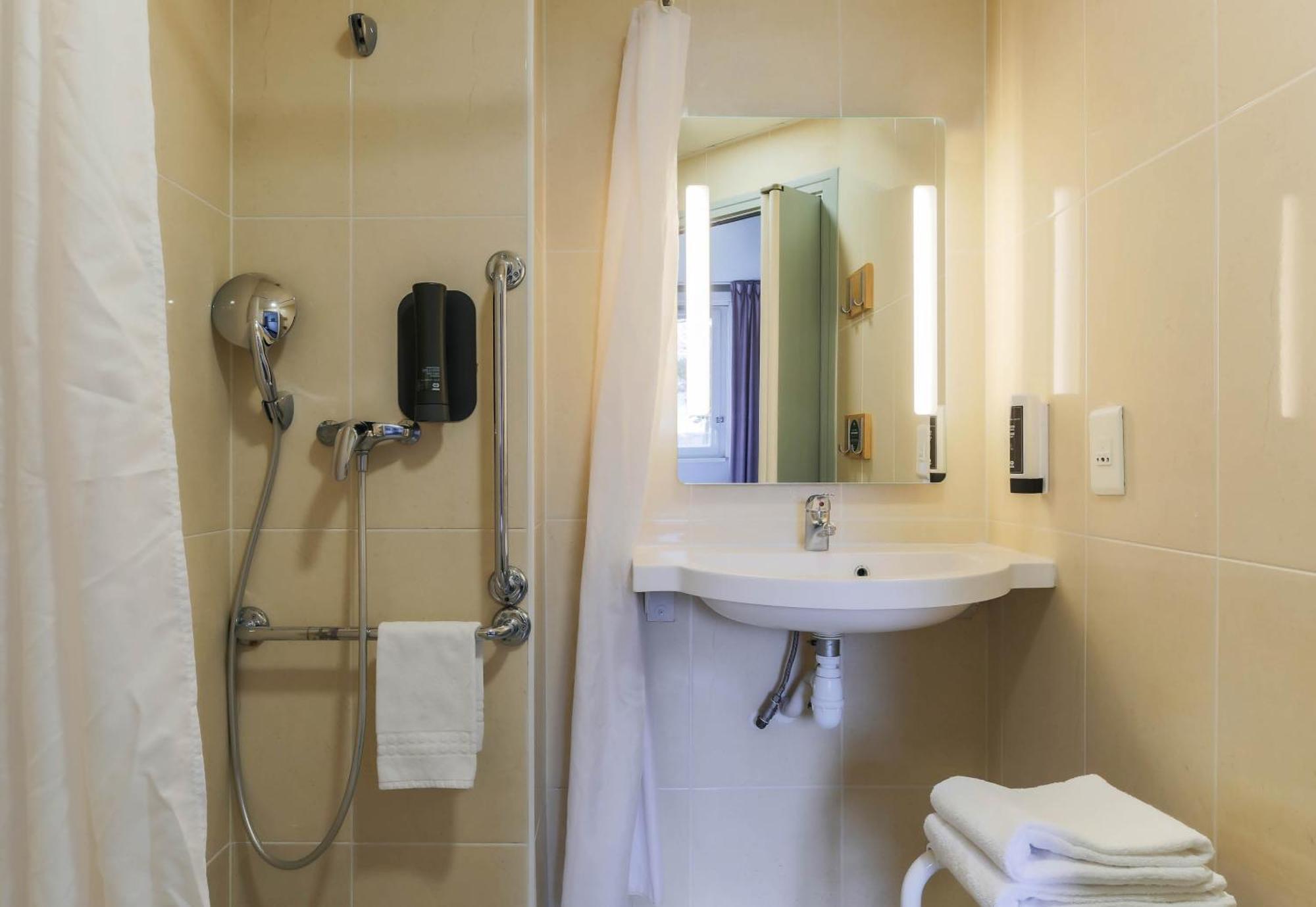 B&B Hotel Metz Semécourt Buitenkant foto